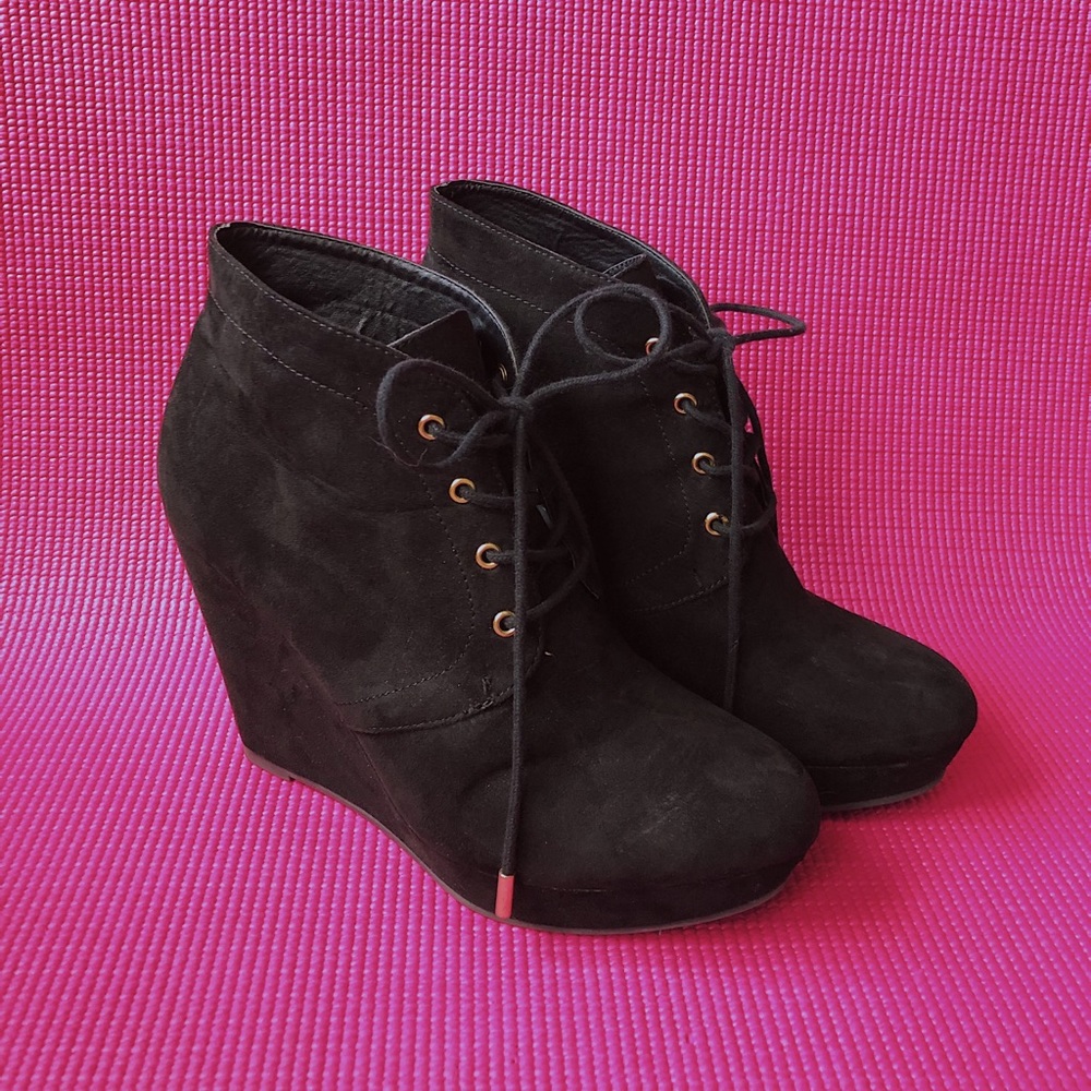 Black Booties